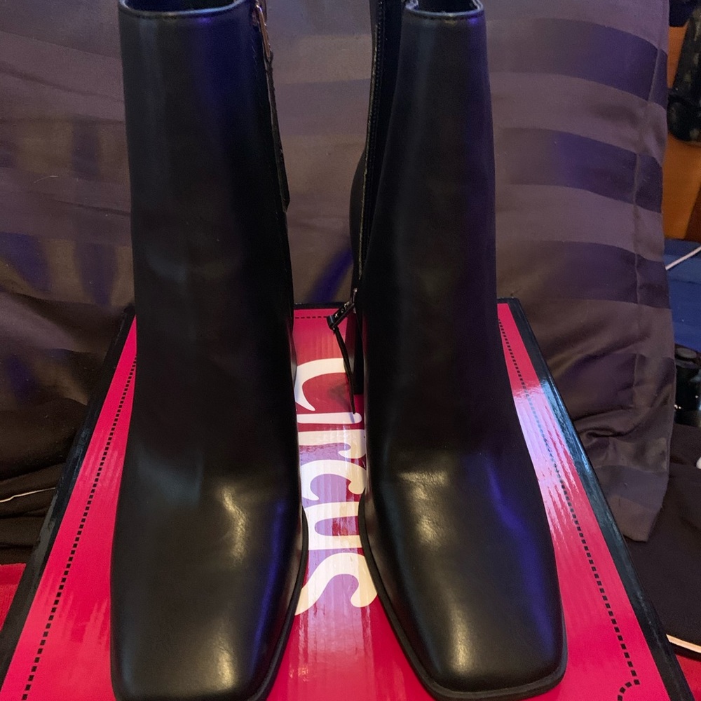 Leather Boots Brand new